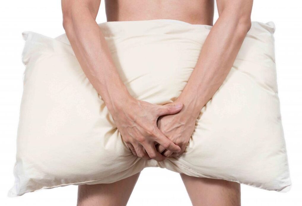 los hombres hacen ejercicio para aumentar la potencia